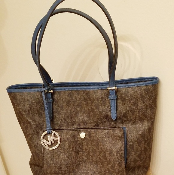 MICHAEL KORS JET SET BLUE/BROWN SIGNATURE TOTE EUC - Picture 2 of 8